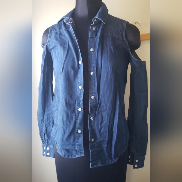ASOS Denim off shoulder buttoned shirt xs - Picture 10 of 10